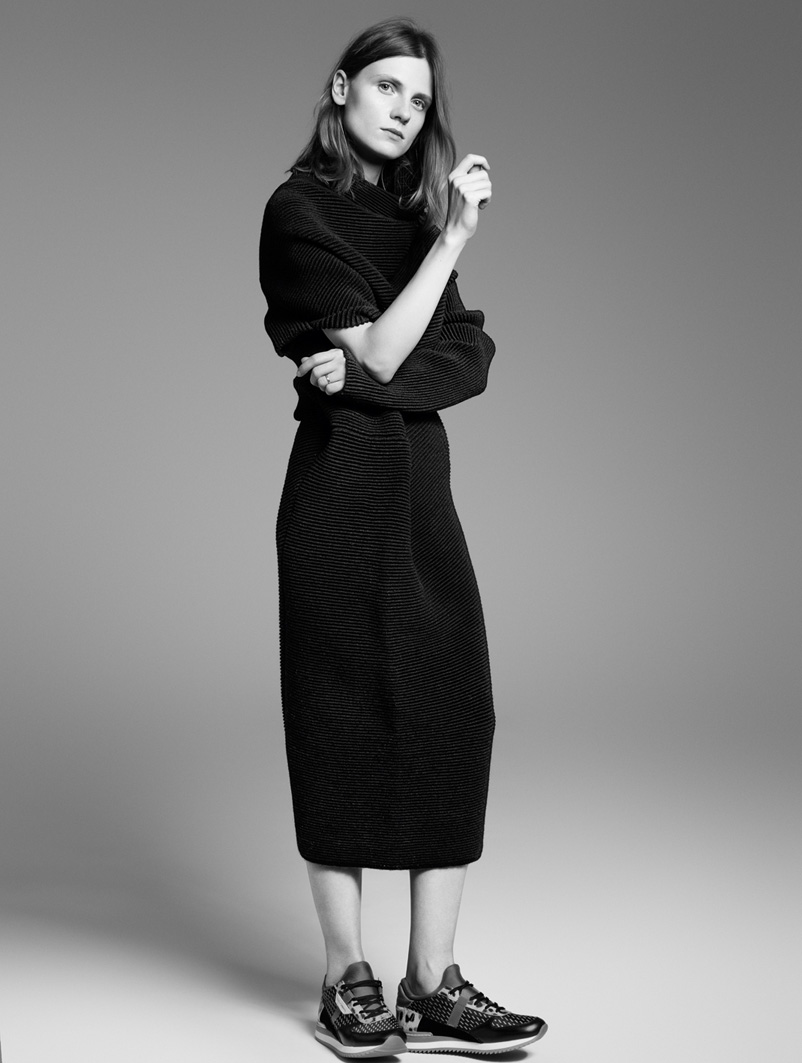 Tanya Jones for L'Officiel Italia (ph. Amit Israeli)