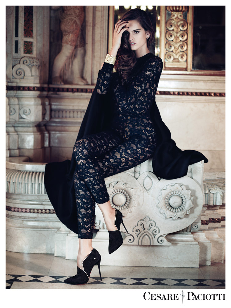 Tanya Jones for  (ph. Stefano Galuzzi)